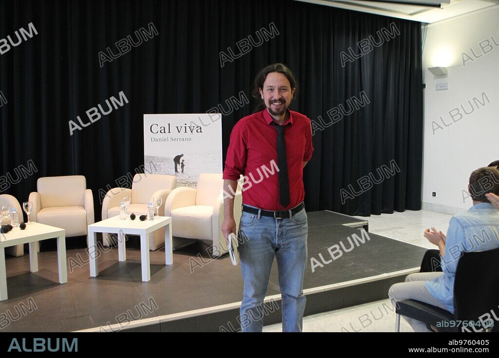 Madrid, 25/09/2019. Presentación del libro «Cal viva» de Daniel Serrano, con la presencia de Ana García Siñériz, Pablo Iglesias y Juan Luis Cebrián. Foto: Isabel Permuy ARCHDC.