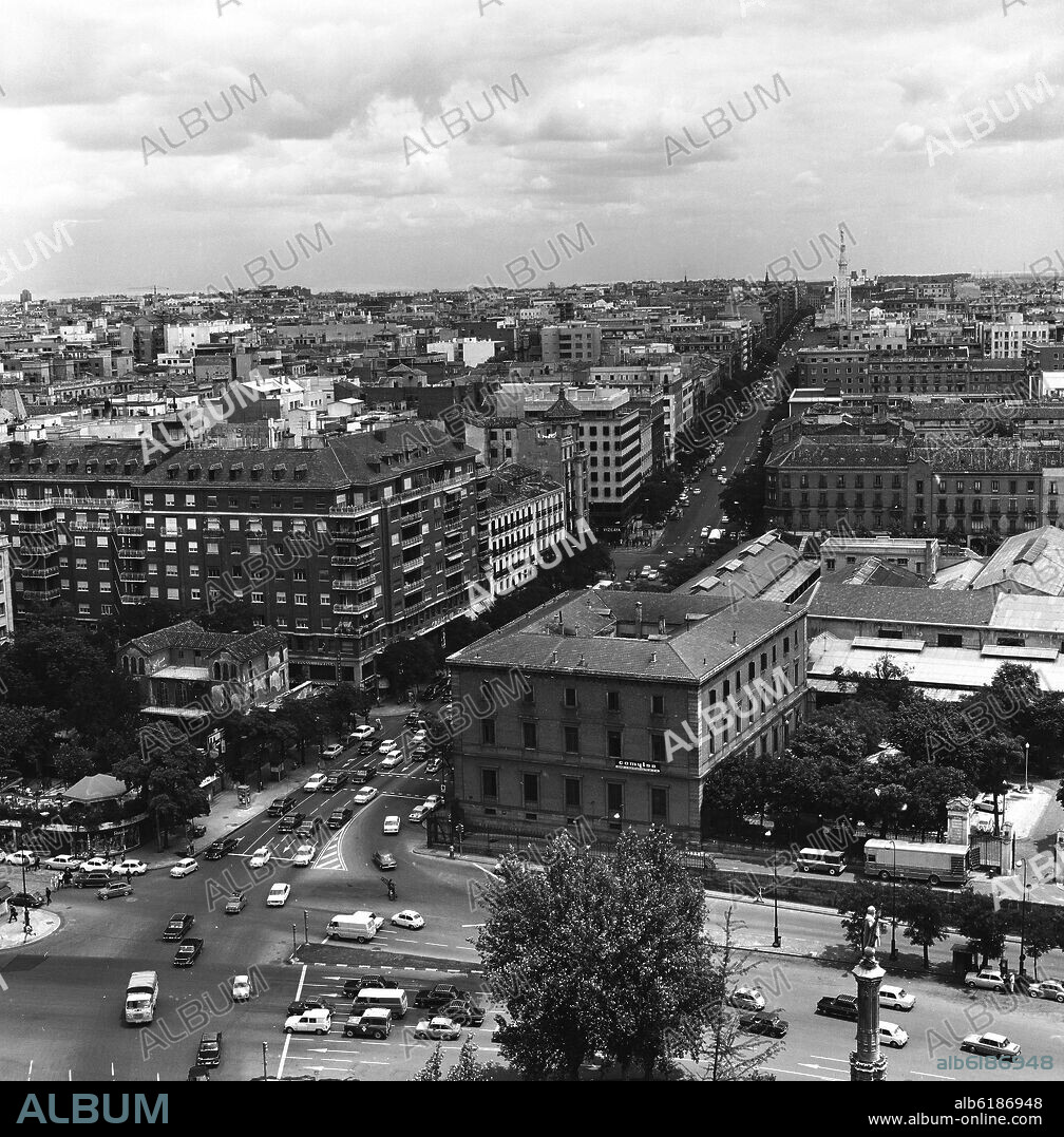 VISTA ELEVADA DE LA CALLE GOYA - FOTOGRAFIA EN BLANCO Y NEGRO - AÑOS 60.