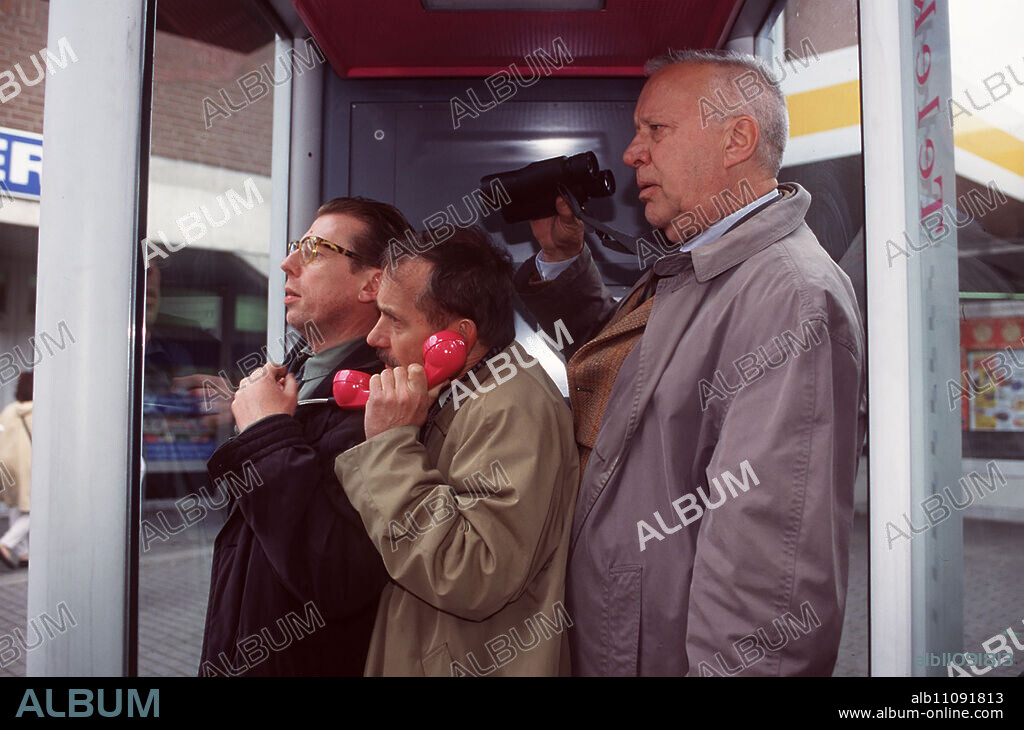 Scene with Dieter Pohl (DIETER BRANDECKER), Gernot Schubert (TILO PRÜCKNER) and Ewald Strobel (HEINZ BAUMANN). Director: Claus-Michael Rohne aka. Special Operation / Headline: ADELHEID AND HER MURDERERS / BRD 1998.