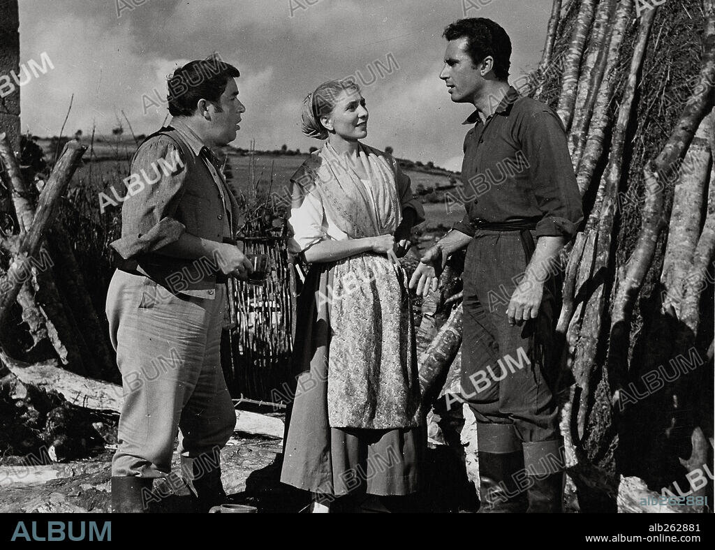 HUMBERTO MADEIRA, MARIA DOLORES PRADERA y VIRGILIO TEIXEIRA en ZALACAIN EL AVENTURERO, 1954, dirigida por JUAN DE ORDUÑA. Copyright ESPEJO FILMS.