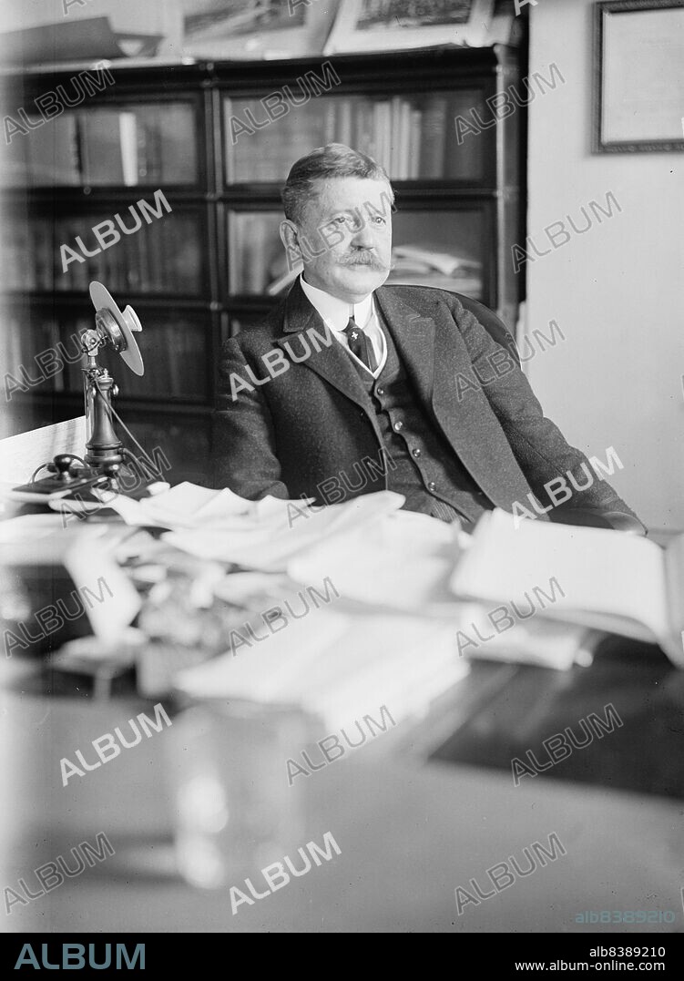 HARRIS & EWING. Edward B. Moore, Commissioner of Patents - At Desk, 1912. [Edward Bruce Moore, US Patent Office].