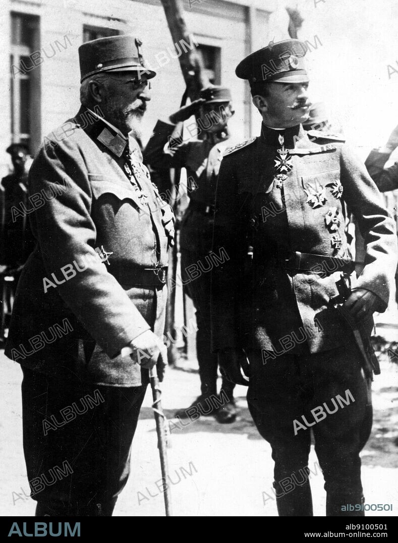 WW1/ Tsar Ferdinand of Bulgaria (in Austrian uniform) and the Emperor Charles of Austria (in Bulgarian uniform) in Rumania.