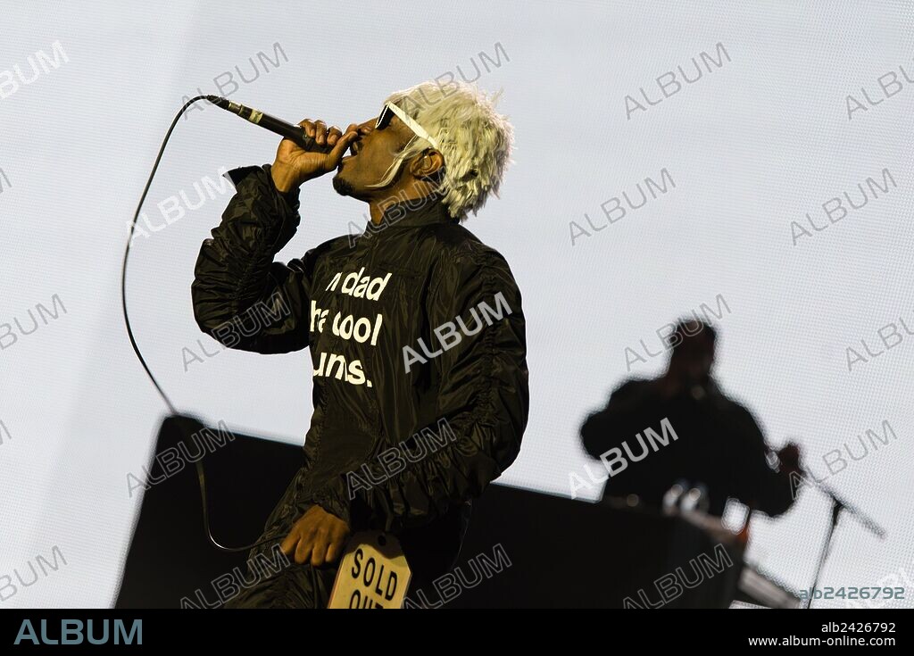 Sept. 5, 2014 - Isle Of Wight, Isle of Wight, UK - Isle of Wight, UK. Outkast performing live at Bestival 2014 Day 2 Friday. In this picture - Andr© ''Andr© 3000'' Benjamin. Outkast are a hip hop duo consisting of rappers Andr© ''Andr© 3000'' Benjamin and Antwan ''Big Boi'' Patton. This weekend's headliners include Chic featuring Nile Rodgers, Foals and Outcast. Bestival is a four-day music festival held at the Robin Hill country park on the Isle of Wight, England. It has been held annually in late summer since 2004. Photo credit : Richard Isaac/LNP. 05/09/2014