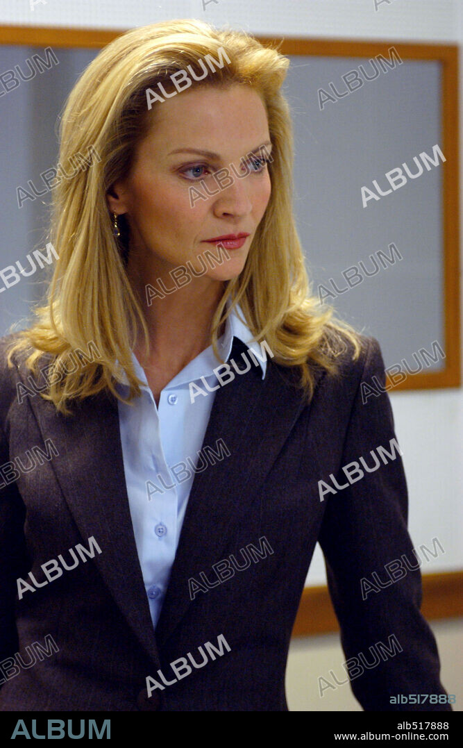 JOAN ALLEN en EL MITO DE BOURNE, 2004 (THE BOURNE SUPREMACY), dirigida por PAUL GREENGRASS. Copyright UNIVERSAL STUDIOS.