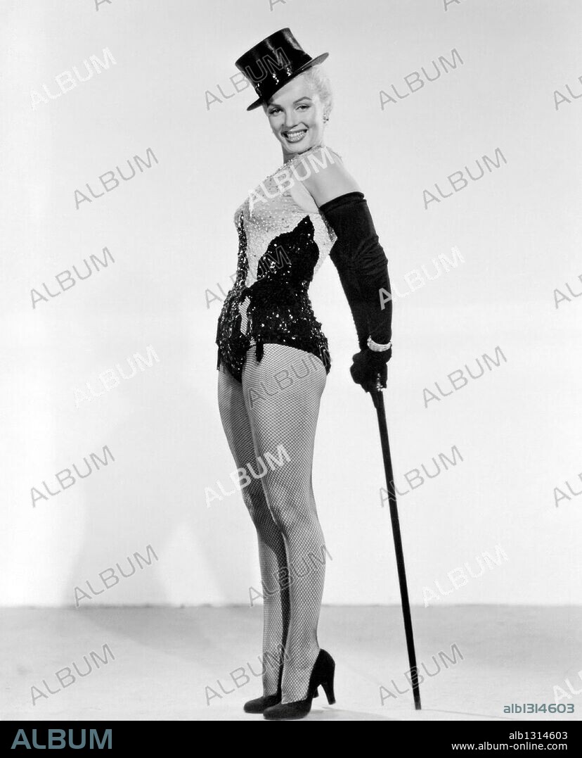 NORMA JEAN BAKER. MARILYN MONROE en LOS CABALLEROS LAS PREFIEREN RUBIAS, 1953 (GENTLEMEN PREFER BLONDES), dirigida por HOWARD HAWKS. Copyright 20TH CENTURY FOX.