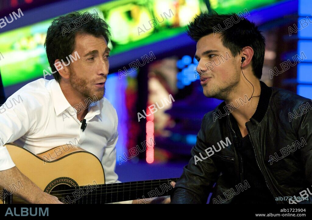TAYLOR LAUTNER and PABLO MOTOS. Sep. 29, 2011 - Madrid, Spain - Actor TAYLOR LAUTNER made an appearance on Spanish TV show 'El Hormiguero' in Madrid. 29/09/2011