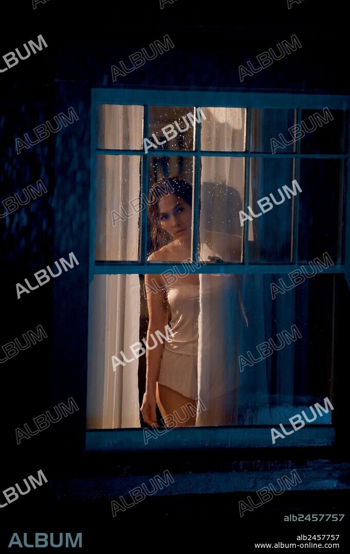 JENNIFER LOPEZ en OBSESION, 2015 (THE BOY NEXT DOOR), dirigida por ROB COHEN. Copyright UNIVERSAL PICTURES.