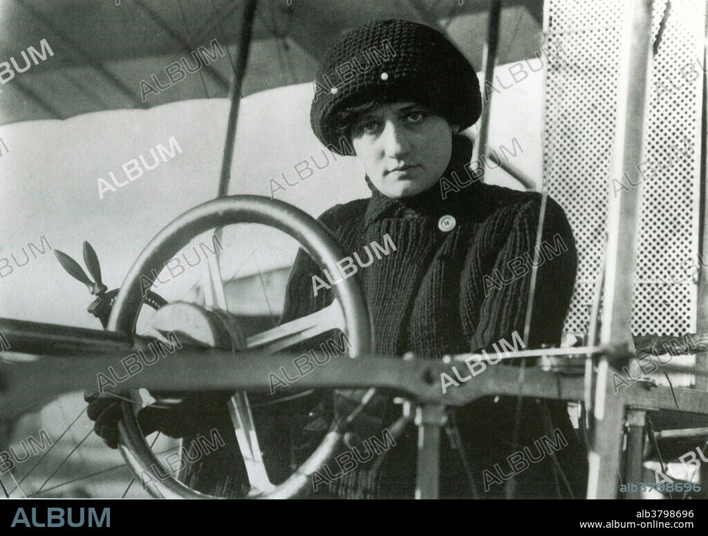 The experienced balloonist and pioneer aviator Raymonde de Laroche (1886-1919). Born Elise Raymonde Deroche, she was the first woman to receive a pilot's licence (in October 1909), and died while testing a new plane in 1919.