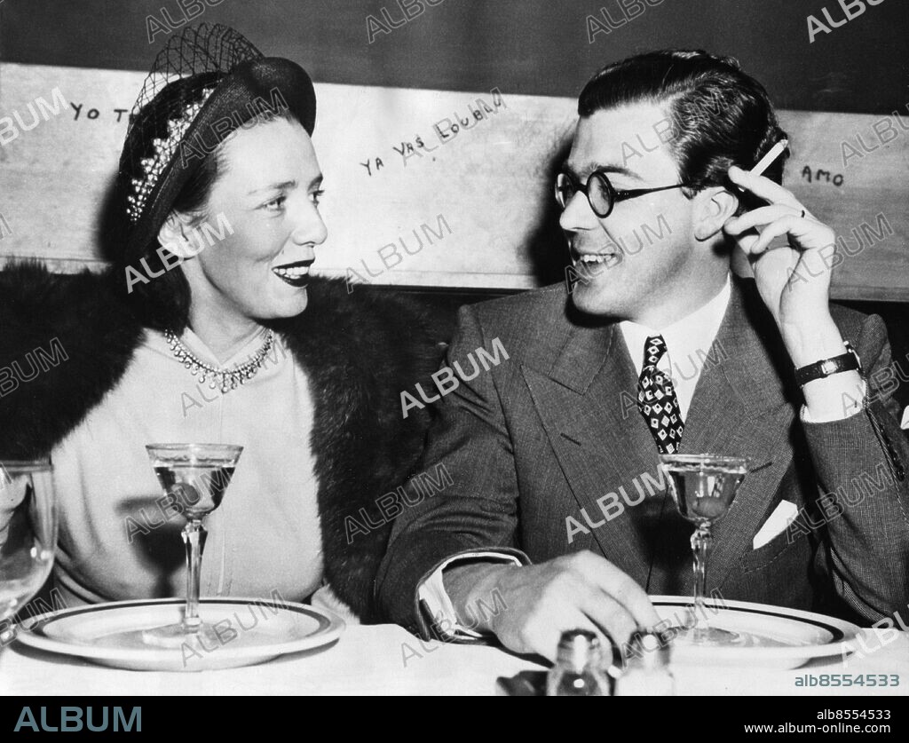 ARKIV NEW YORK 19460426. Carl-Johan och Kerstin Bernadotte på nattklubben "El Barracho" i New York.. Foto: Expressen / Scanpix Kod: 192. ** AFTONBLADET OUT **.