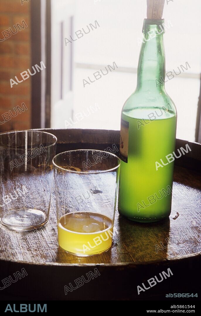 Noreña; Sidrería - restaurante "La Cuadra de Alfredo".
