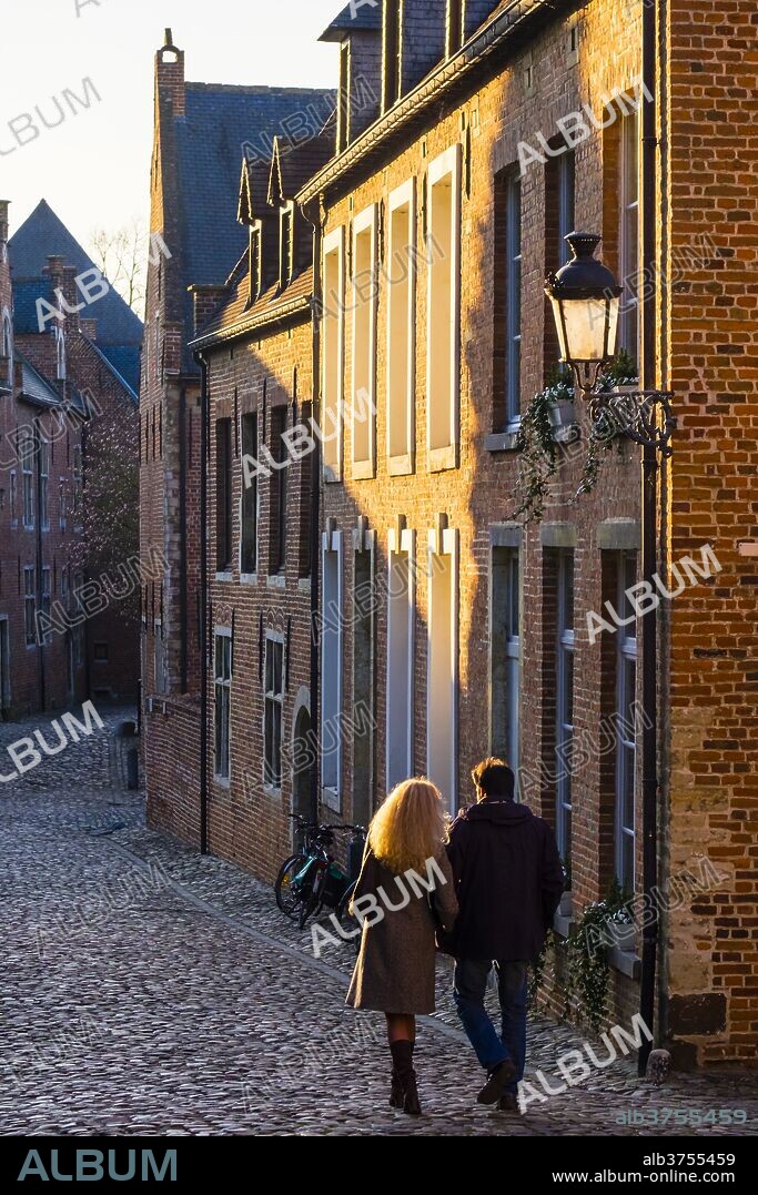 Groot Begijnhof (Grand Beguinage), UNESCO World Heritage Site, Leuven, Flemish Brabant, Flanders, Belgium, Europe.