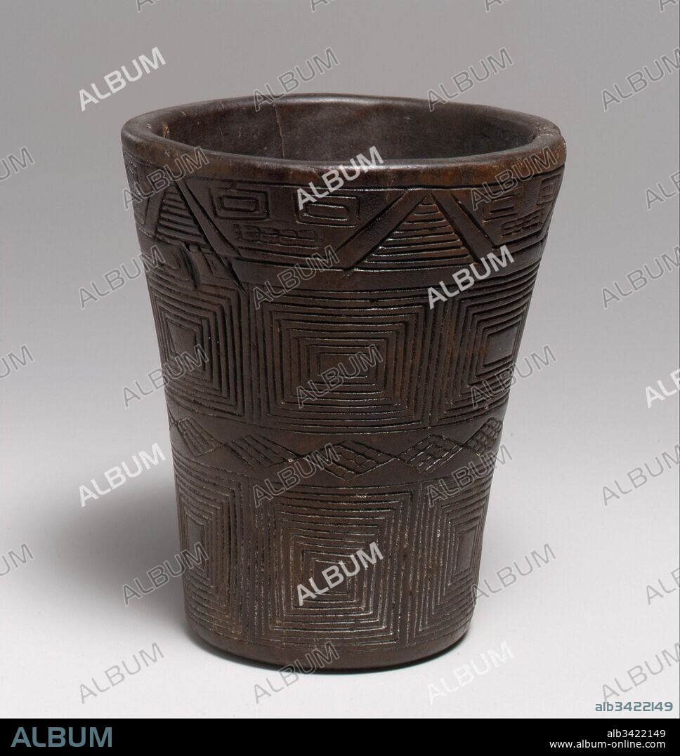 Kero, 15th–early 16th century, Peru, Inca, Wood (escallonia ?), H. 5 3/4 in. (14.6 cm), Wood-Containers, Tumbler-shaped drinking vessels—called keros when made of wood and aquillas when made of gold and silver—were used in Peru to consume chicha (corn beer) for hundreds of years before the Inca came to power.