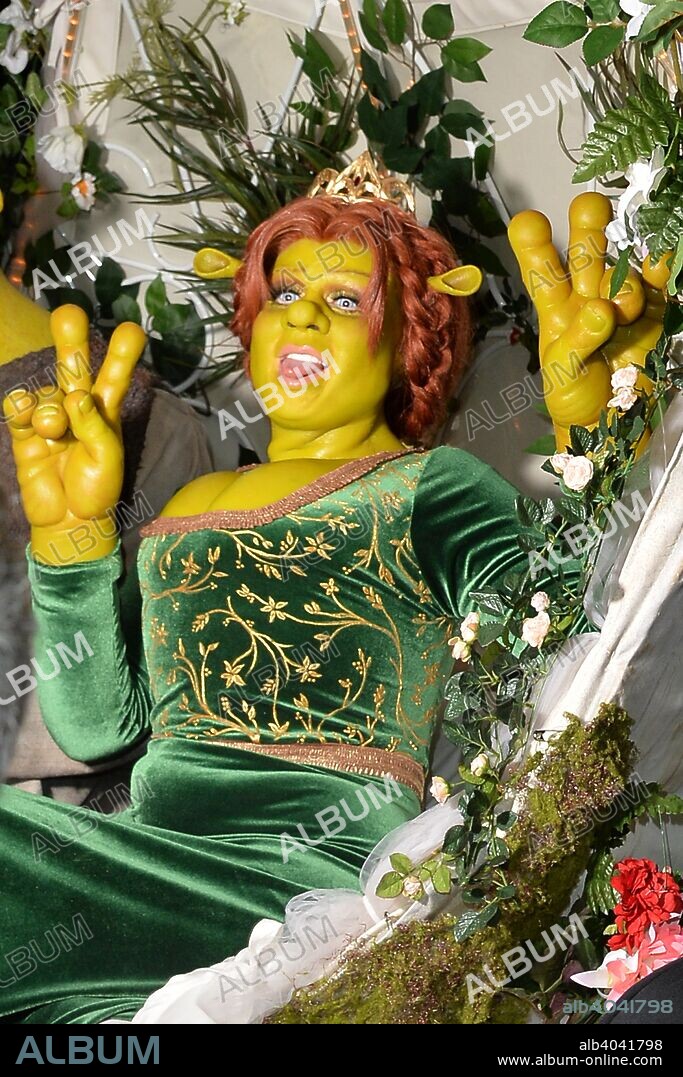 October 31, 2018 - New York, NY, USA - October 31, 2018 New York City..Heidi Klum dressed as Fiona for Halloween on October 31, 2018 in New York City. 31/10/2018