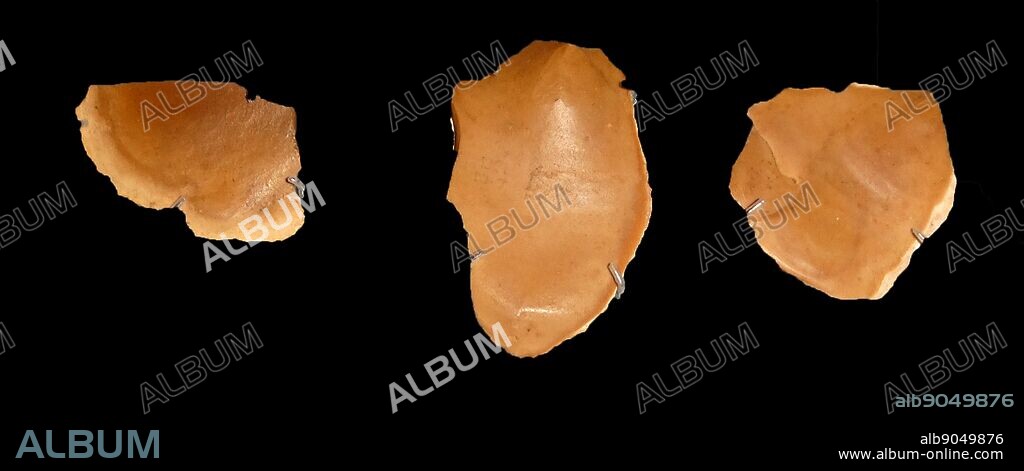 Flints. Stone tools such as these were used for everything from household tasks to butchery. From el-Amarna. in ancient Egypt. circa 1350 BC.