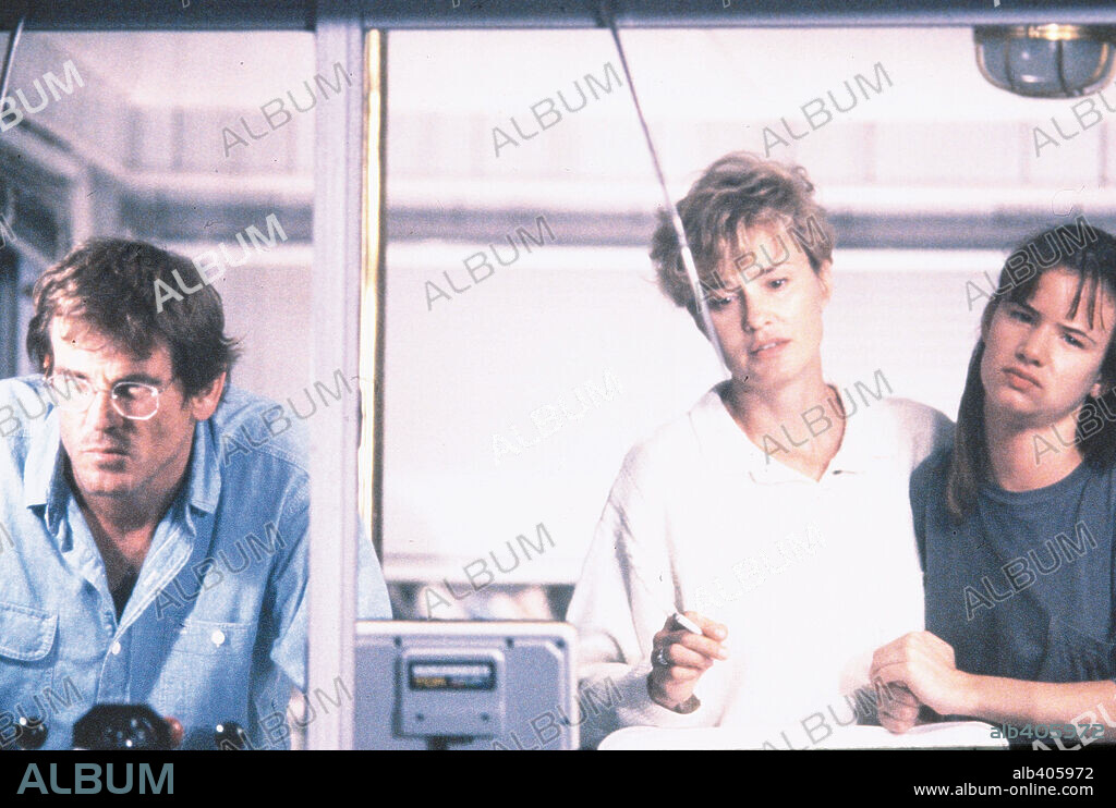 JESSICA LANGE, JULIETTE LEWIS and NICK NOLTE in CAPE FEAR, 1991, directed by MARTIN SCORSESE. Copyright UNIVERSAL PICTURES / CARUSO, PHILLIP.