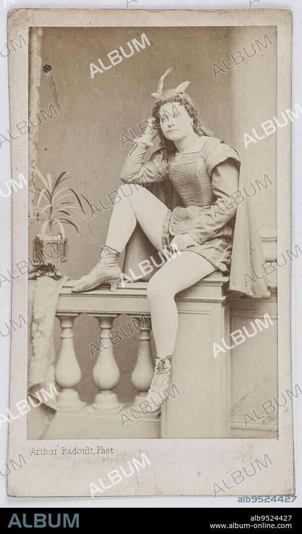 Portrait of Agnès Sorel, actress at the Théâtre des Délassements-Comiques, Radoult, Arthur, Photographer, Between 1860 and 1890, 2nd half of the 19th century, Graphic Arts, Photography, Albumen print, Height: 9.2 cm, Width: 5.6 cm.