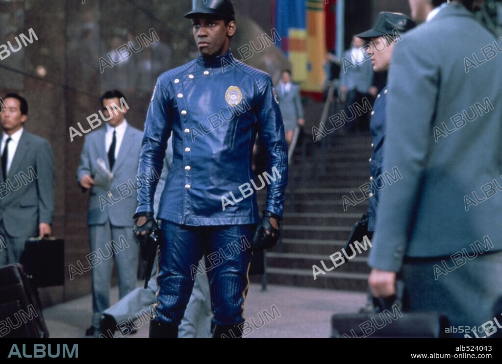 DENZEL WASHINGTON in VIRTUOSITY, 1995, directed by BRETT LEONARD. Copyright PARAMOUNT PICTURES / BALDWIN, SIDNEY.