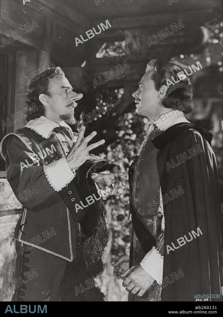 JOSE FERRER and WILLIAM PRINCE in CYRANO DE BERGERAC, 1950, directed by MICHAEL GORDON. Copyright UNITED ARTISTS.