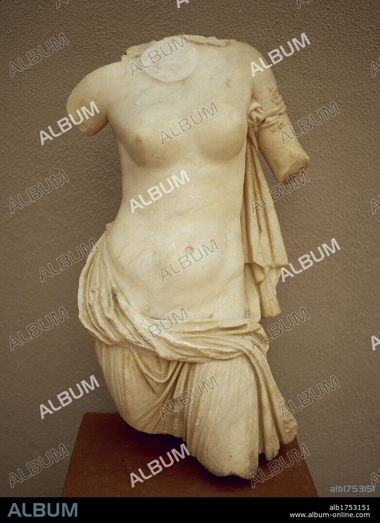 ESCULTURA DE AFRODITA (la VENUS ROMANA). Realizada en mármol y datada en el siglo I a. C. Museo de Efeso. Selçuk. Turquía.