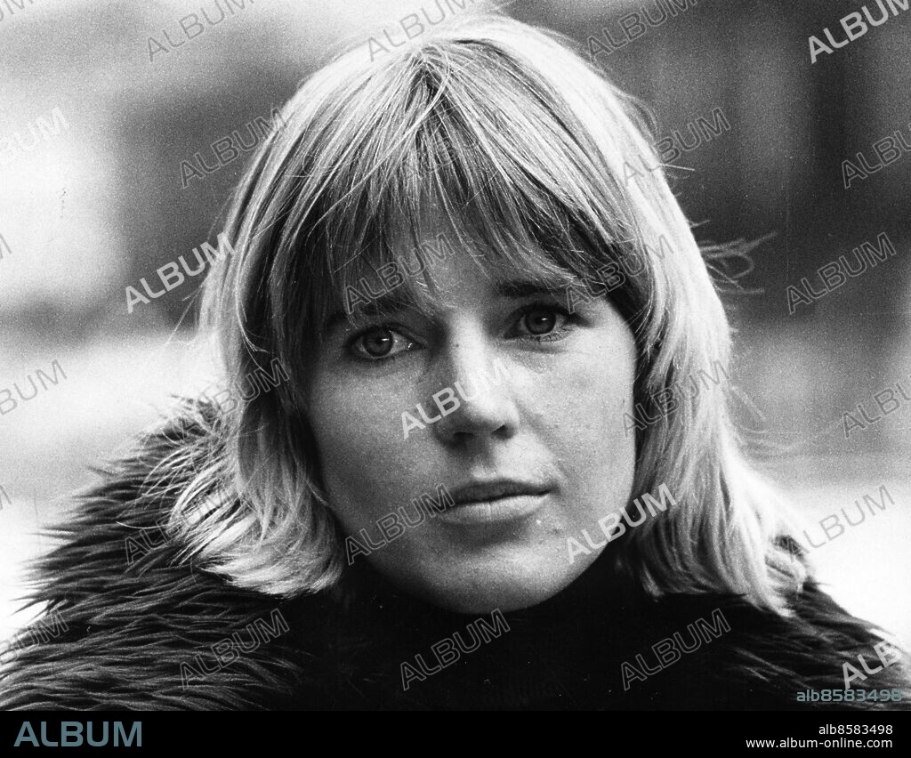 ARKIV 1976 - Skådespelerskan Anna Godenius får sitt genombrott i TV-serien "Ärliga blå ögon" 1977.. Foto: Bo Schreiber Kod: 37770 . COPYRIGHT SCANPIX SWEDEN.
