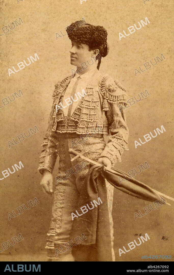 Barcelona. Retrato del torero Valentín Martín.
