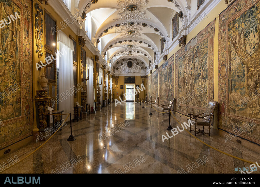 The opulent interior of the Palazzo Borromeo, Isola Bella, Borromean Islands, Lake Maggiore, Stresa, Piedmont, Italian Lakes, Italy, Europe.