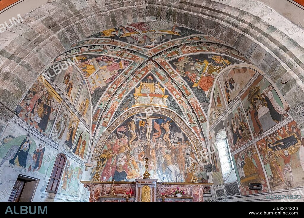 Frescoes over the altar in the parish church (Chiesa Parocchiale) from the 15th century, Val Maira, Elva, Piemonte, Italy, Europe.