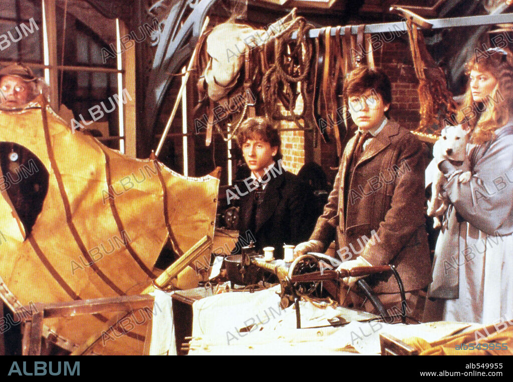 ALAN COX, NICHOLAS ROWE und SOPHIE WARD in YOUNG SHERLOCK HOLMES, 1985, unter der Regie von BARRY LEVINSON. Copyright PARAMOUNT PICTURES.