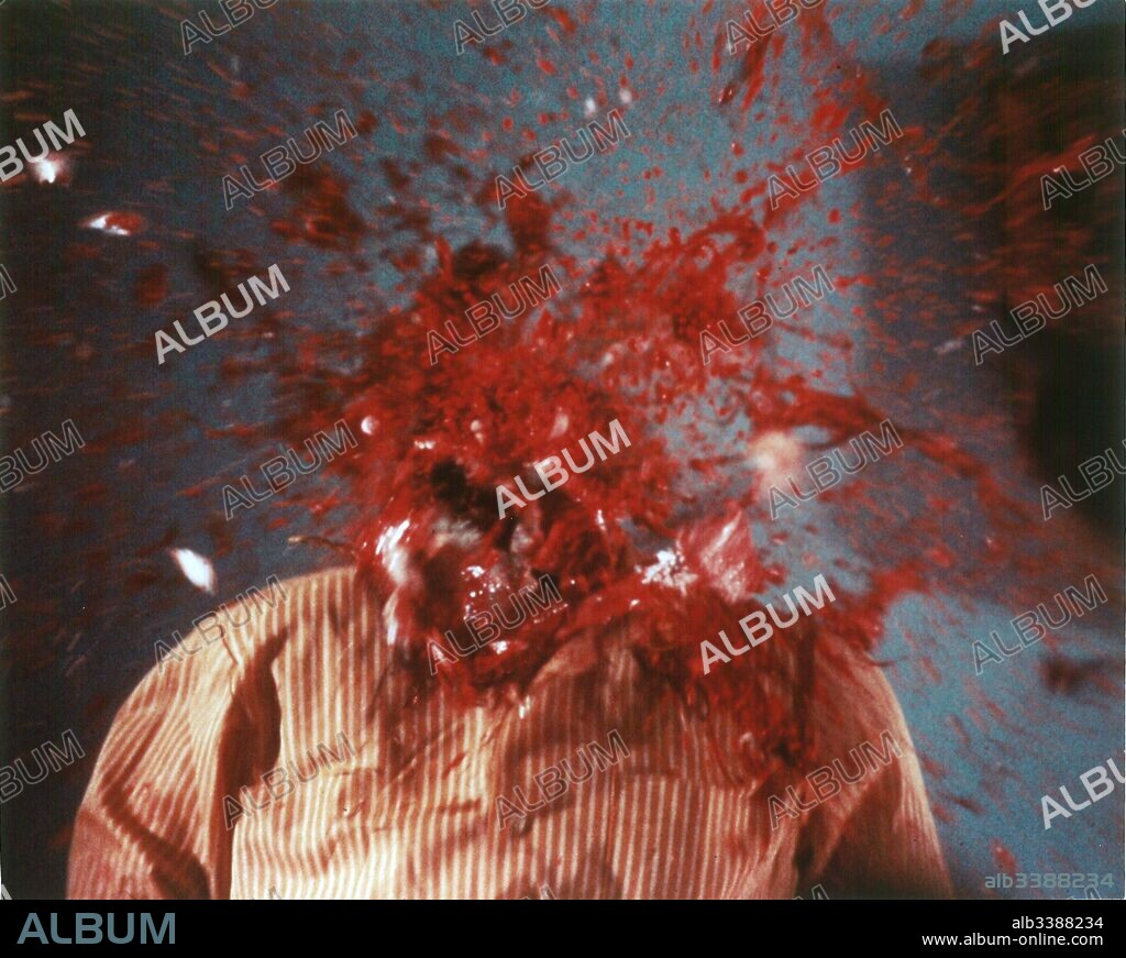 ZOMBI, 1978 (DAWN OF THE DEAD), dirigida por GEORGE A. ROMERO. Copyright UNITED FILM.