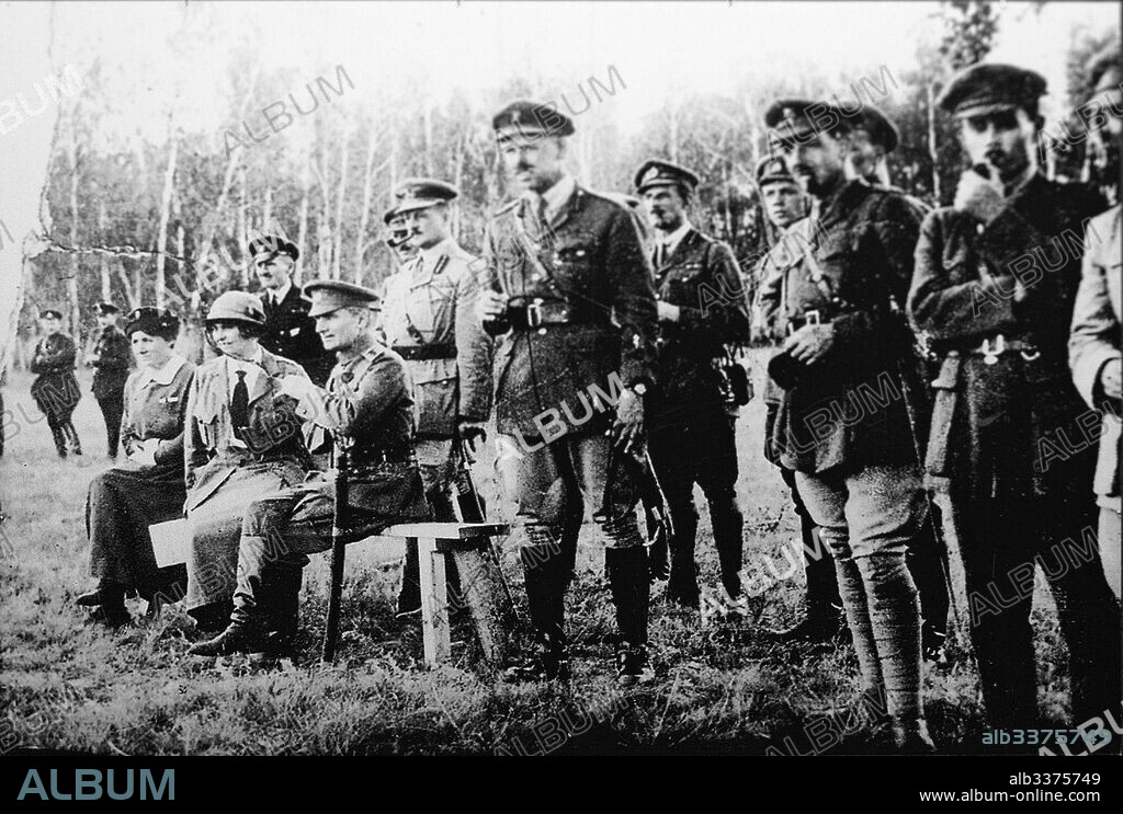 ANONYMOUS. Admiral Alexander Kolchak (sitting) with British officers on the Eastern Front.