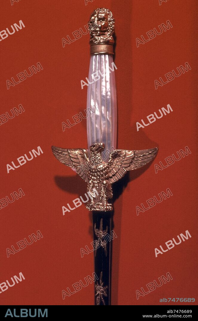 EMPUÑADURA DE LA ESPADA DE GALA DEL PRINCIPE CAMILO BORGHESE (CASADO CON PAULINA BONAPARTE HERMANA DE NAPOLEON) - SIGLO XIX.