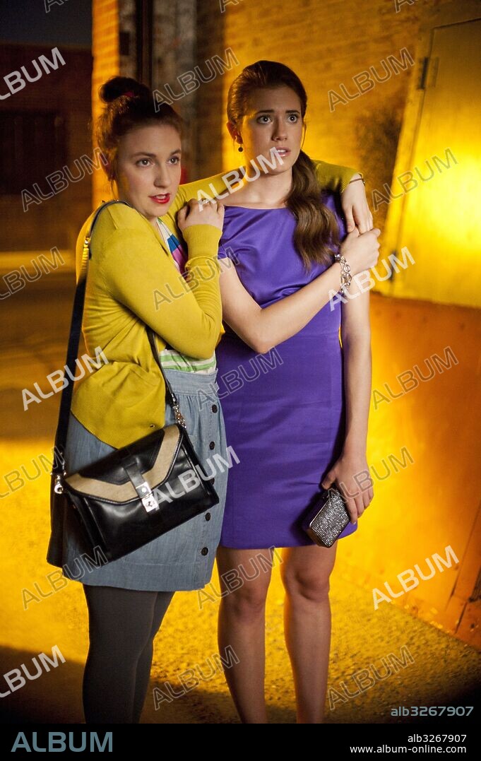 LENA DUNHAM et MARNIE MICHAELS. ALLISON WILLIAMS et LENA DUNHAM dans GIRLS, 2012, réalisé par LENA DUNHAM. Copyright HBO.