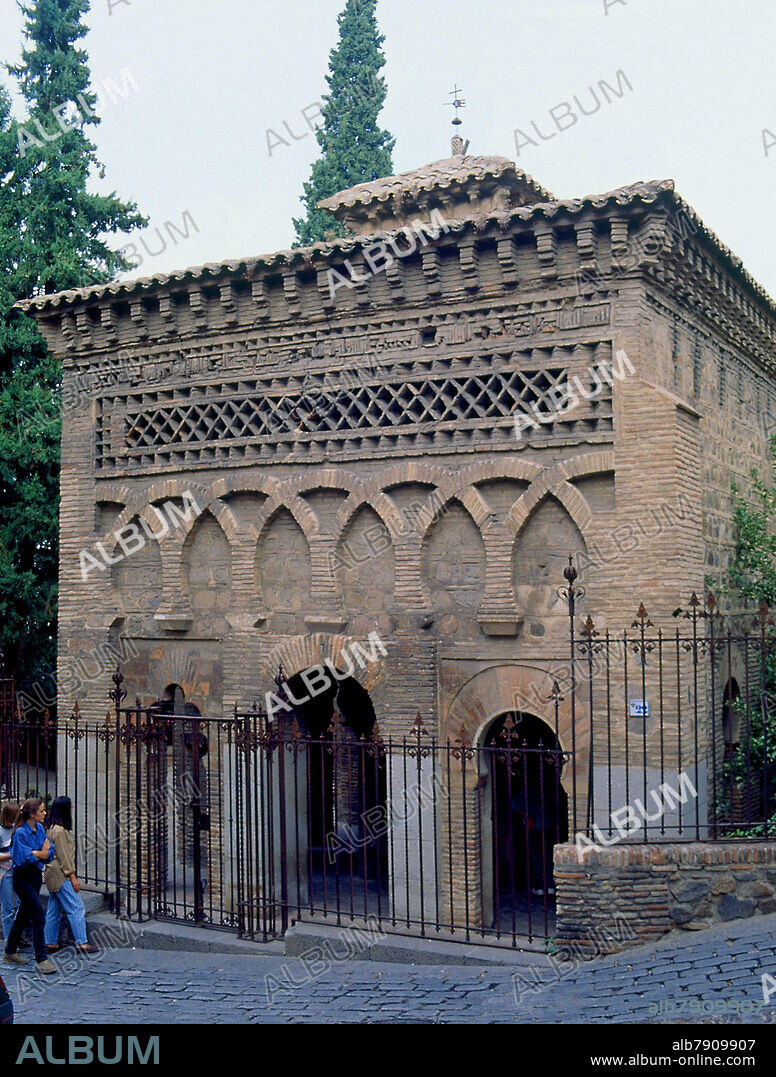 FACHADA DE LA IGLESIA DEL CRISTO DE LA LUZ ANTIGUA MEZQUITA DE BAB AL-MARDUM - 999/1000.