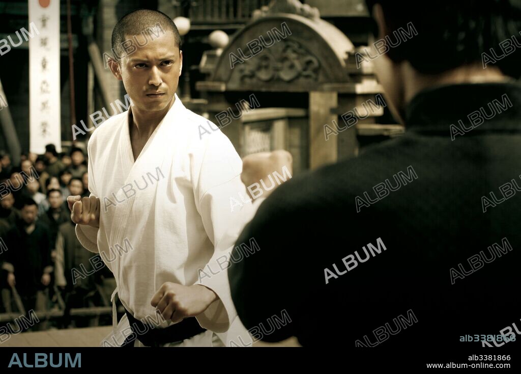 DONNIE YEN and HIROYUKI IKEUCHI in YIP MAN, 2008, directed by WILSON YIP. Copyright Beijing ShengShi HuaRei Film Investment & Management Co.
Ch.