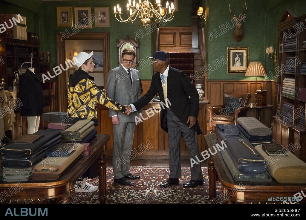 COLIN FIRTH, SAMUEL L. JACKSON and TARON EGERTON in KINGSMAN: THE SECRET SERVICE, 2014, directed by MATTHEW VAUGHN. Copyright TWENTIETH CENTURY FOX.