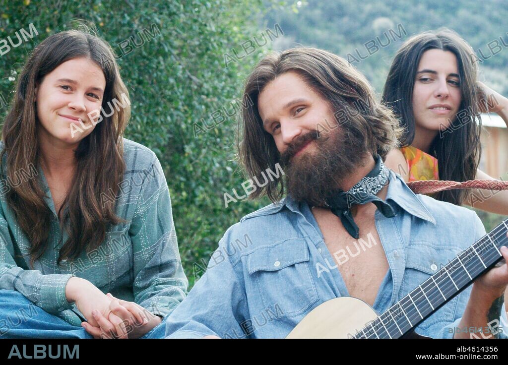 MARIANNE RENDON, MATT SMITH y SOSIE BACON en CHARLIE SAYS, 2018, dirigida por MARY HARRON. Copyright Roxwell Films / Epic Level Entertainment.