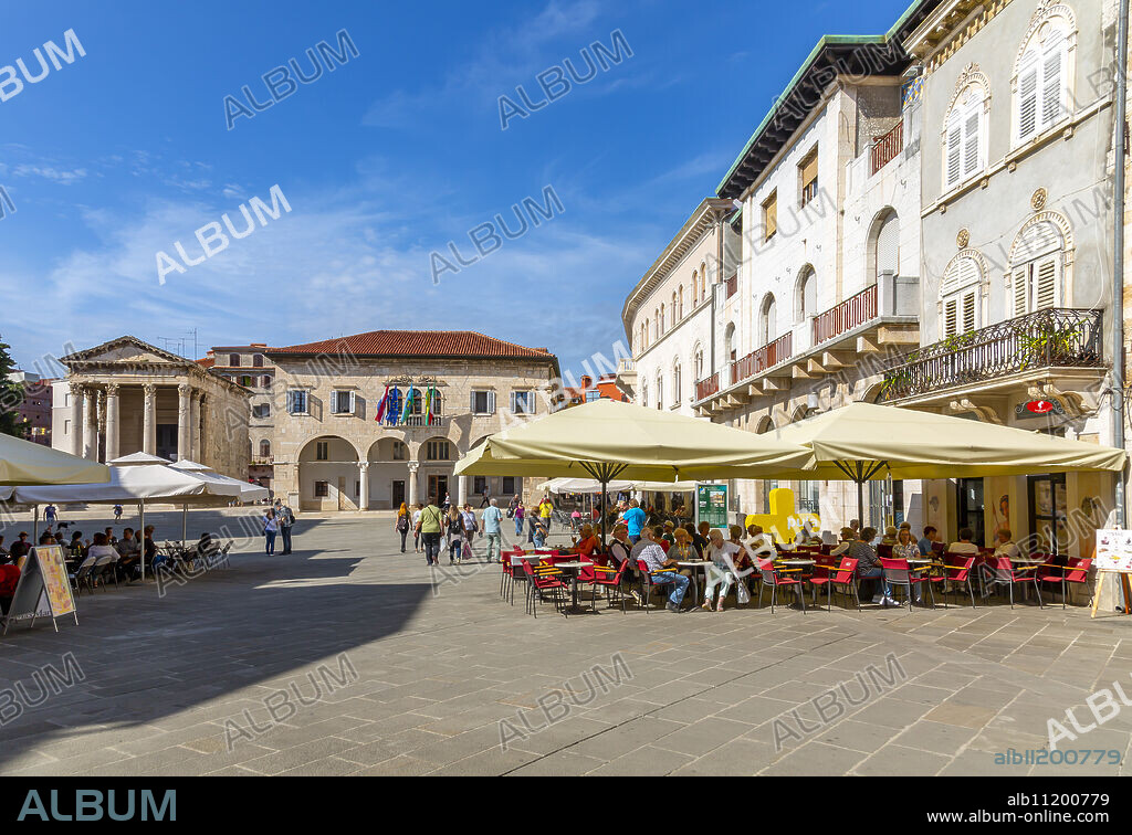 View of the cafe restaurant in Forum Square, Pula, Istria County, Croatia, Adriatic, Europe.