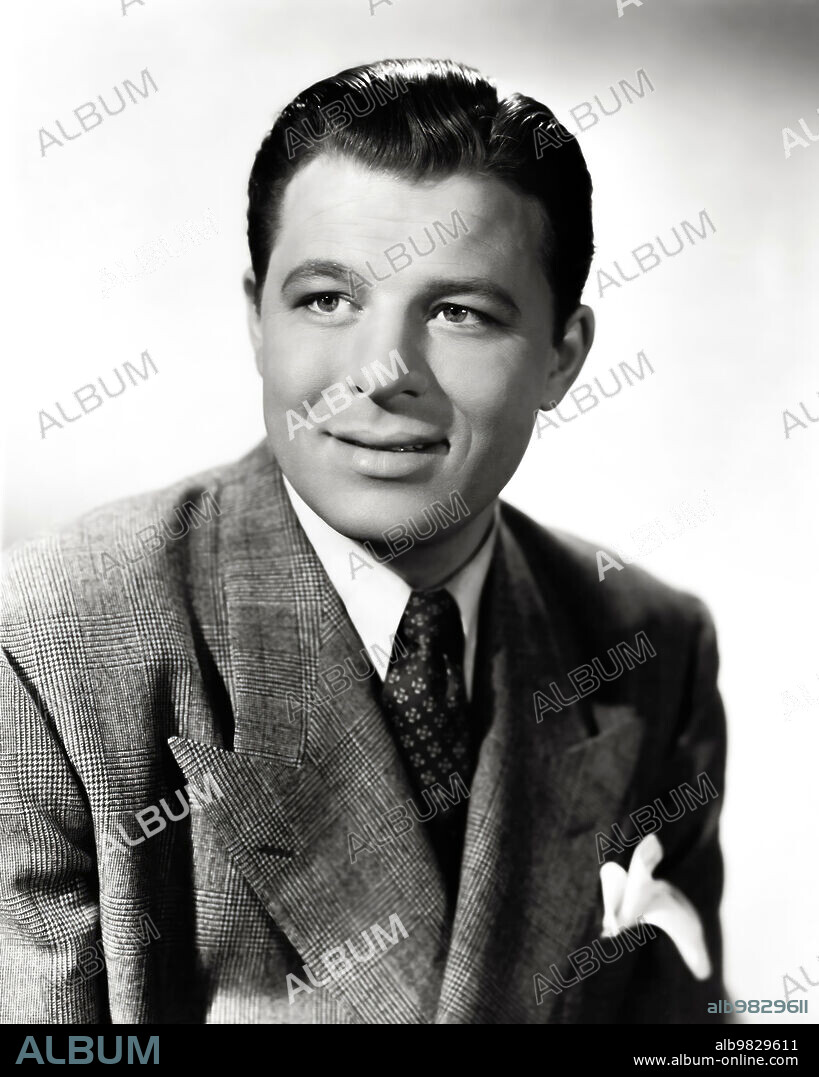 JACK CARSON.
