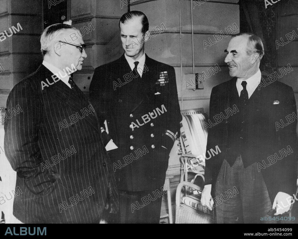 Courtesy Visit. British Foreign Minister, Mr. Ernest Bevin (left), chats to the Duke of Edinburgh (centre) and the British Ambassador in Egypt, Sir Ronald Campbell, at the British Embassky in Cairo. Mr. Bevin paid a courtesy visit to Cairo on his way home from the British Commonwealth Conference in Colombo. February 15, 1950. (Photo by Associated Press Photo).