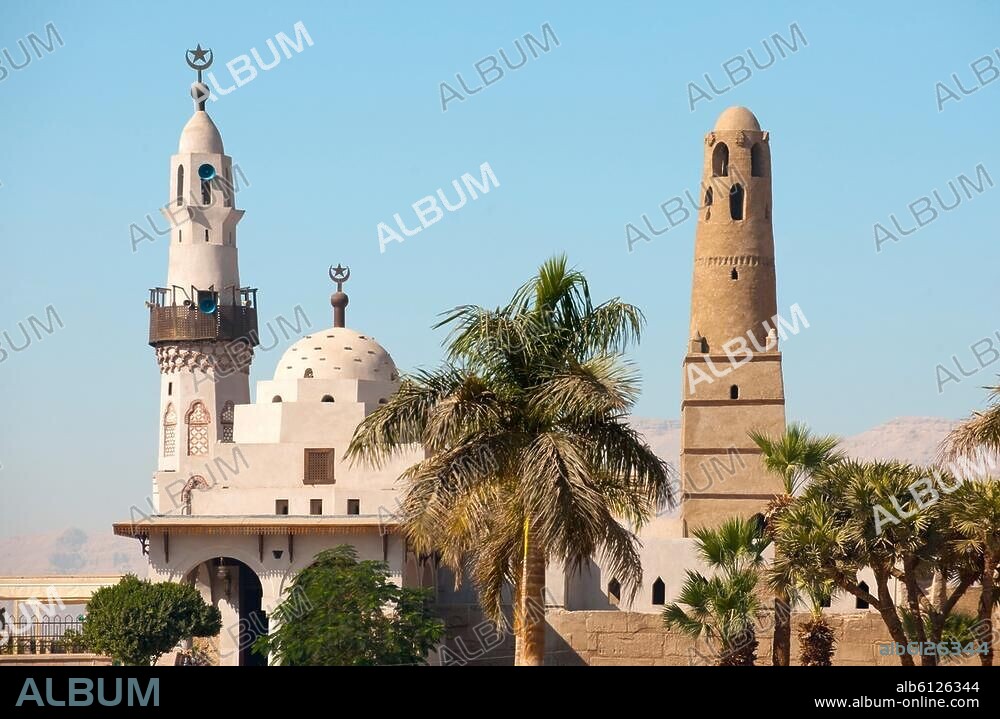 Aegypten, Luxor, Moschee des Heiligen Abu el-Haggag auf dem Gelände des Luxor-Tempels.