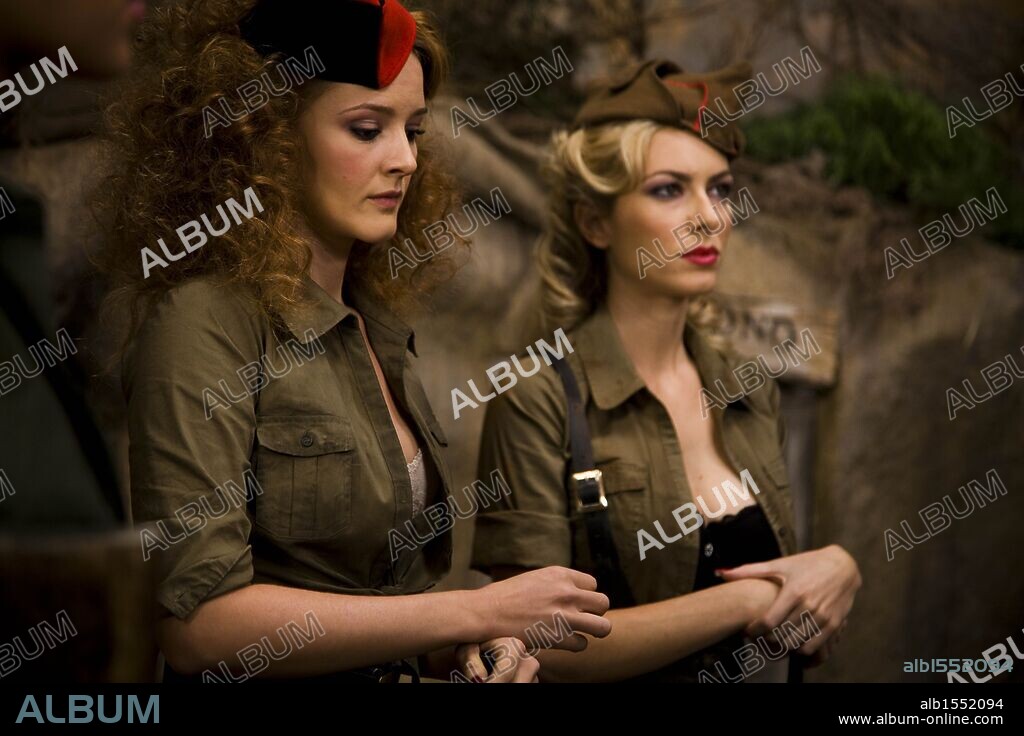 KIRA MIRO en NO LO LLAMES AMOR... LLAMALO X, 2011, dirigida por ORIOL CAPEL. Copyright APARTE PRODUCCIONES/ANTENA 3 FILMS.