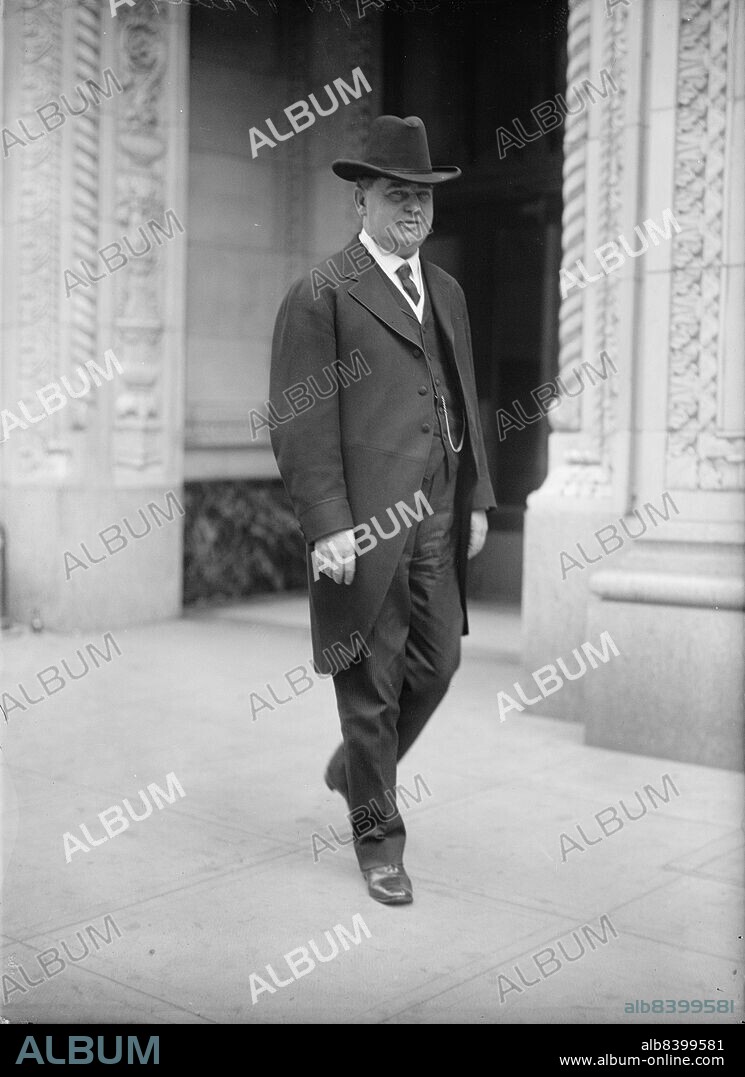 HARRIS & EWING. Joseph Weldon Bailey Senior, Rep. from Texas, 1916. Representative 1891-1901; Senator 1901-1913.