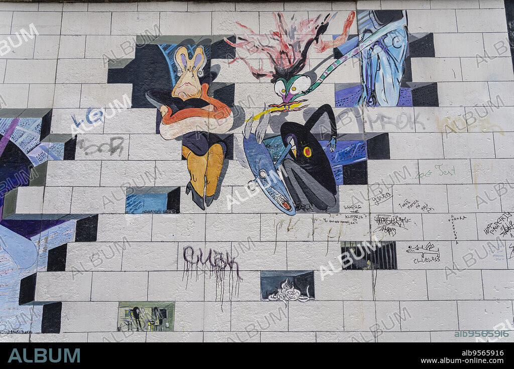scenes from pink floyd wall, Berlin Wall, Federal Republic of Germany.