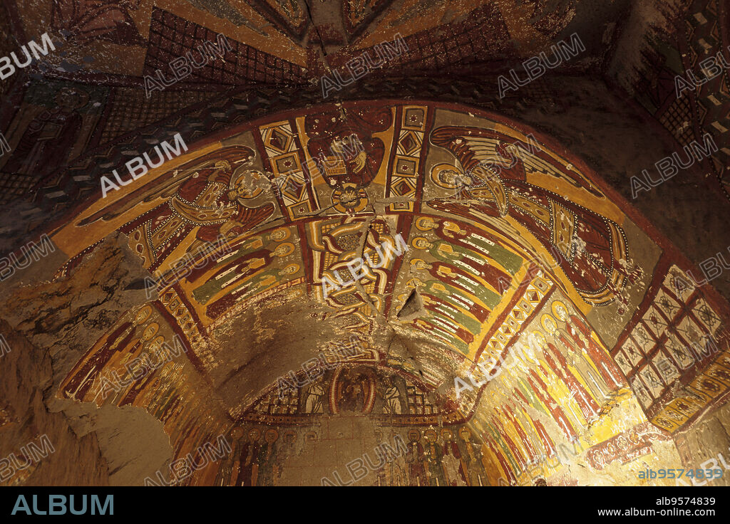 Iglesia Yilanli ,siglo IX, ( Iglesia de la serpiente).Valle de Ihlara.Capadocia.Anatolia central.Turquia. Asia.