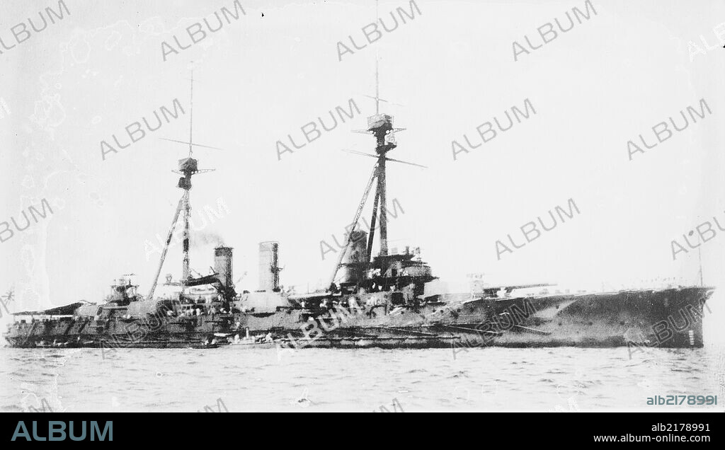 The Settsu ( ?? (??) Settsu (sunken)?) was the second of the two ship Kawachi class dreadnought battleships of the Imperial Japanese Navy. She was built at Kure Naval Arsenal and launched in 1910. The name Settsu comes from Settsu Province, now a part of Osaka prefecture.