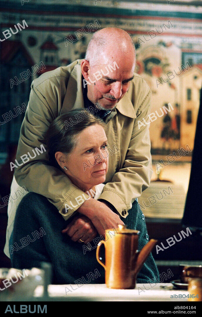 INGMAR BERGMAN und LIV ULLMANN in SARABAND, 2003, unter der Regie von INGMAR BERGMAN. Copyright SONY PICTURES CLASSICS.