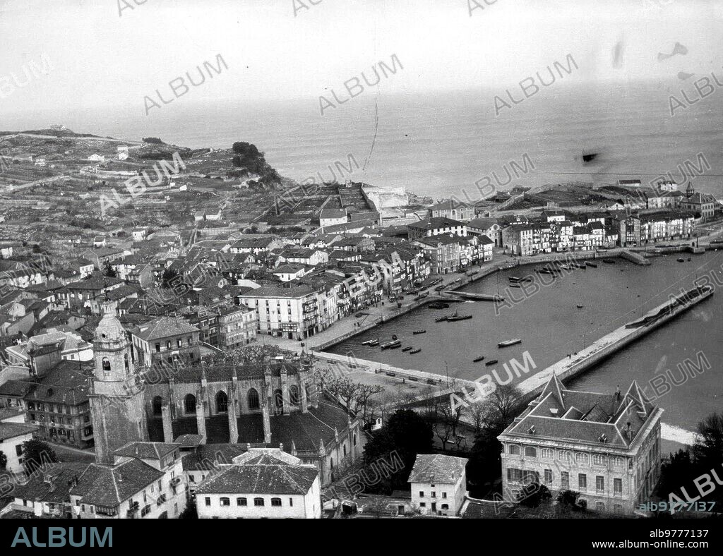 1937. Panoramic View of Lequeito (Vizcaya).