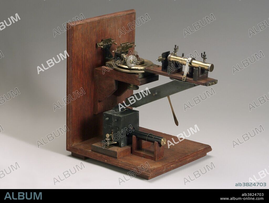 Bragg X-ray spectrometer, England, c. 1910-1926. Developed by William Henry Bragg (1862-1942), a professor of physics based in Leeds, England, this X-ray spectrometer was used by him and his son William Lawrence Bragg (1890-1971) to investigate the structure of crystals. The Braggs developed new tools and techniques to understand crystals. Their research was the basis of X-ray crystallography, a technique that was used to advance chemistry, physics and biology. The Braggs won the Nobel Prize for Physics in 1915.