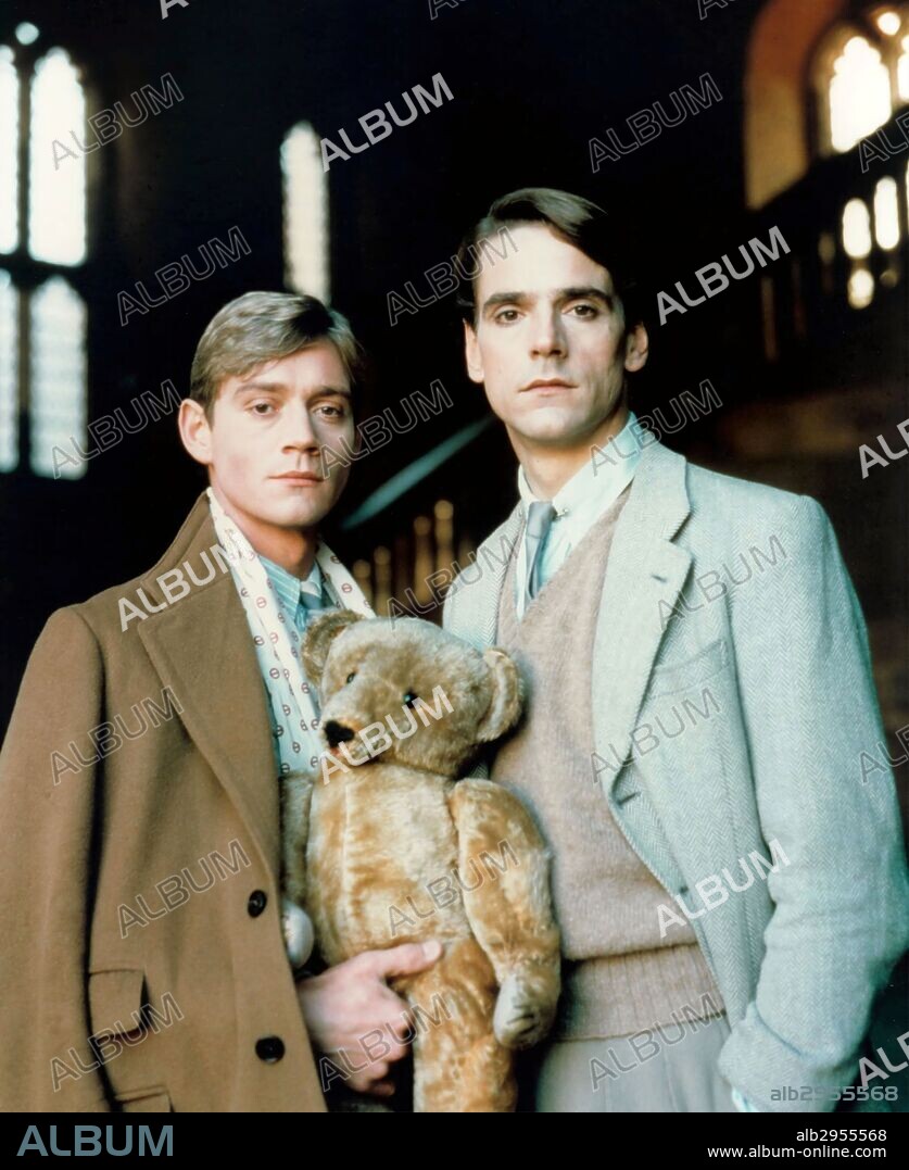 ANTHONY ANDREWS und JEREMY IRONS in BRIDESHEAD REVISITED, 1981. Copyright GRANADA TV.