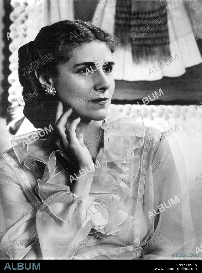 "Clare Luce U.S. Envoy To Rome And Vatican" -- Mrs. Clare Boothe Luce, famous ("The Women"), as wife of Henry Luce the publisher of "Time", Life and "Fortune", as leading hostess in pro-Republican society, will, according to Press reports, be the next U.S. Ambassador in Rome and will also serve as unaccredited Envoy to the Vatican, Clare Luce is 49, was Republican Congresswoman for Connecticut from 1943 to 1947 but was defeated when trying to gain election as one of Connecticut's Senators in the 1952 contest which brought General Eisenhower to power, She is a. Roman Catholic and an old friend of Eisenhower who was powerfully sup-ported in the campaign by all Henry Luce publications. March 26, 1953. (Photo by Karsh, Camera Press).